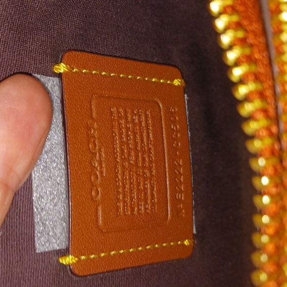 Coach "Coachies Dreamie Kira" Crossbody Bag Limited Edition - Picture 10 of 16